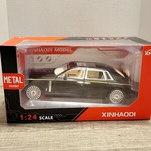 Black Metal Model Car - 1:24 Scale